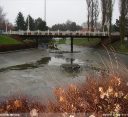 Leerer Floßfahrt See