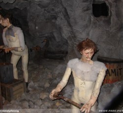 Wildwasserbahn II Animatronics