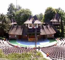 Papagei- & Seelöwenshow