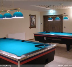 Billard Raum