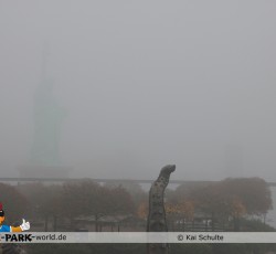 Freiheitsstatue im Nebel