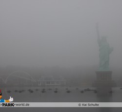 Freiheitsstatue im Nebel