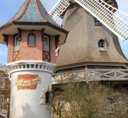 Windmühle mit Turm