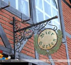 Schild: Bier Garten