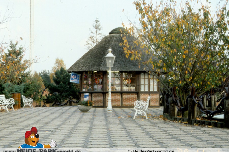 Kiosk Wildwasserbahn 1 (an der Rinne)