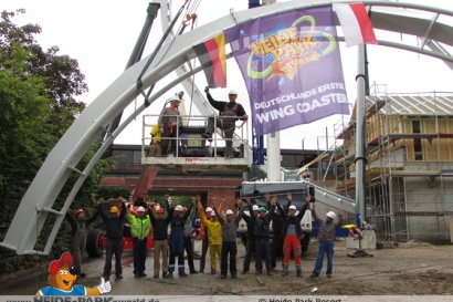 Letzte Schiene für Deutschlands ersten Wing Coaster